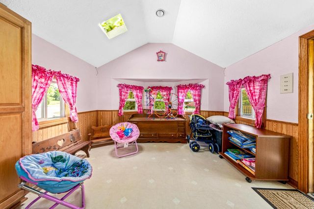 1538 3rd STREET, Delafield, WI 53018