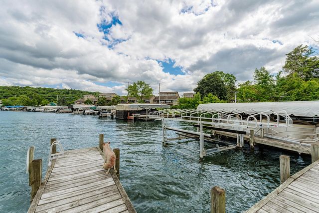 1538 3rd STREET, Delafield, WI 53018