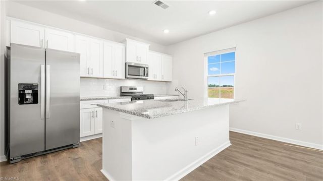 1576 Aberdeen Drive, Mebane, NC 27302