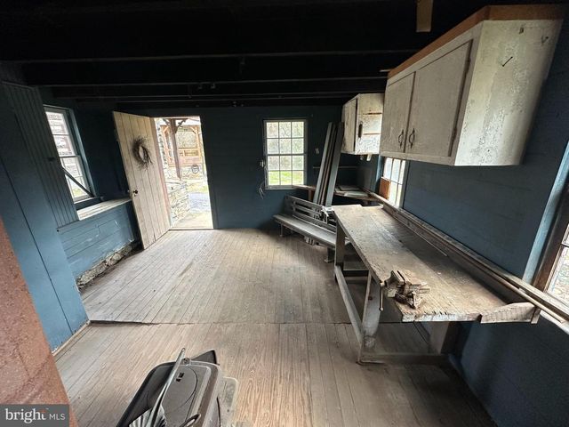 130 SPIGOT VALLEY RD, Biglerville, PA 17307