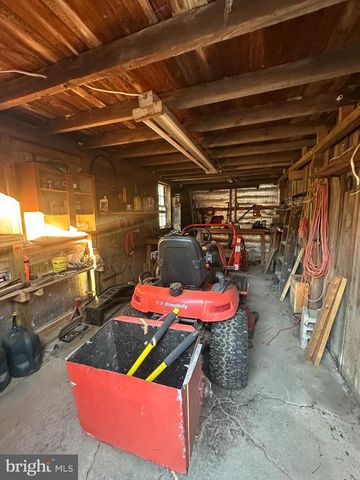 130 SPIGOT VALLEY RD, Biglerville, PA 17307