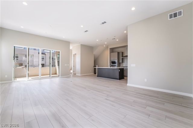 2527 Cracked Stone Street, Henderson, NV 89044