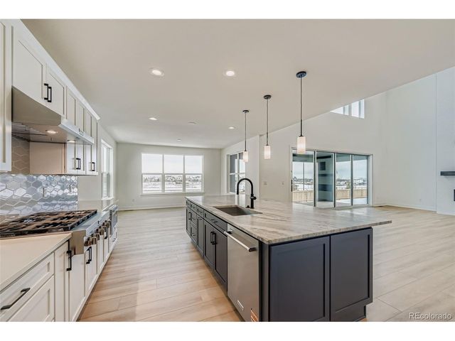 3142 Westcliff Dr, Loveland, CO 80538