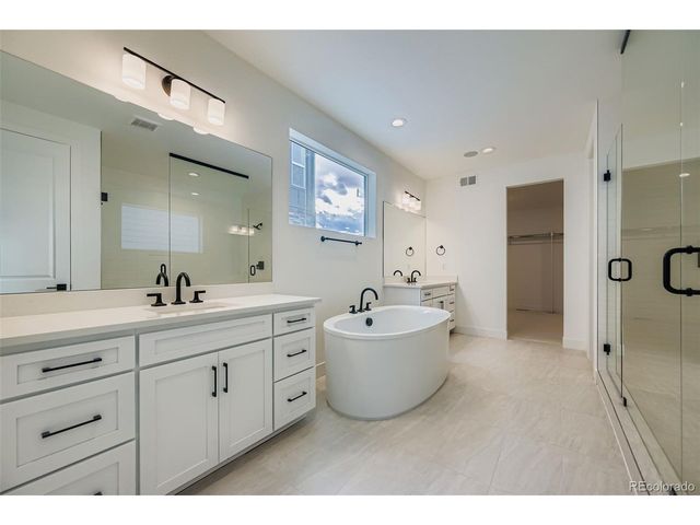 3142 Westcliff Dr, Loveland, CO 80538