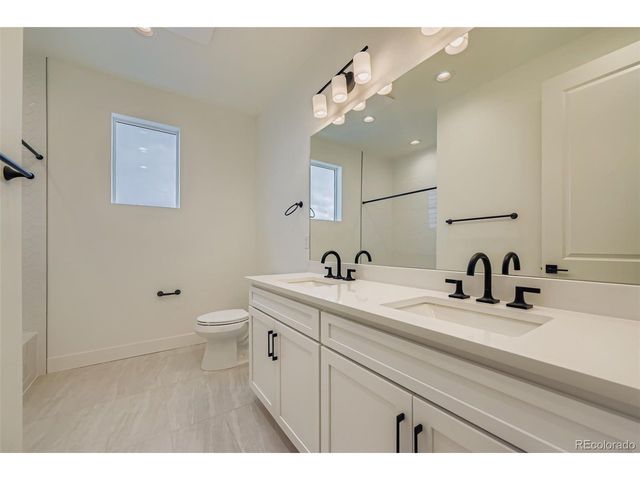 3142 Westcliff Dr, Loveland, CO 80538