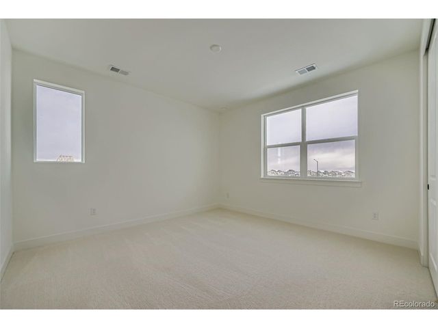 3142 Westcliff Dr, Loveland, CO 80538