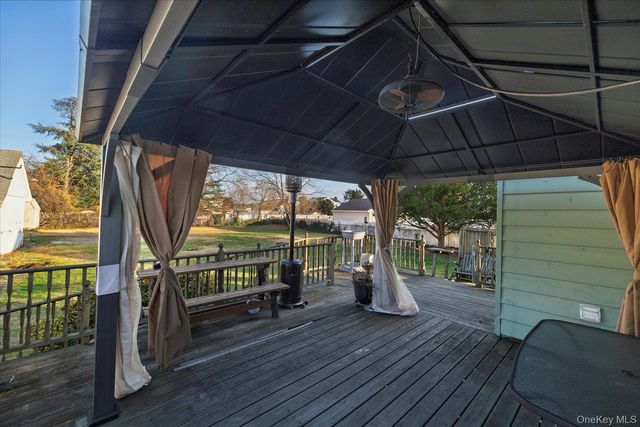 2483 Central Avenue, Baldwin, NY 11510