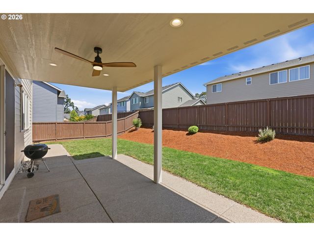 2814 Nw SHADDEN Dr, Mc Minnville, OR 97128