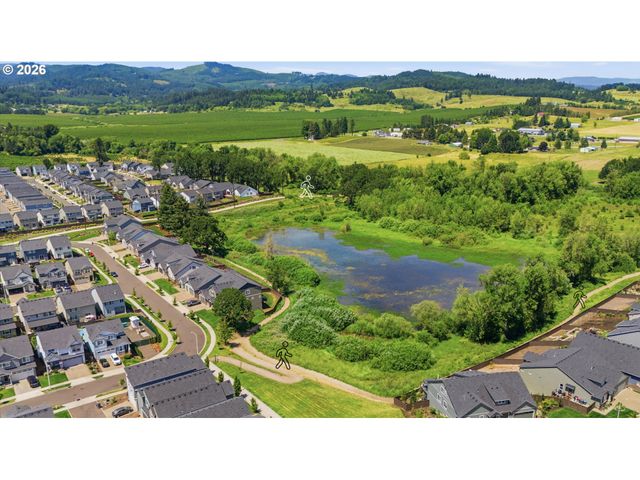 2814 Nw SHADDEN Dr, Mc Minnville, OR 97128