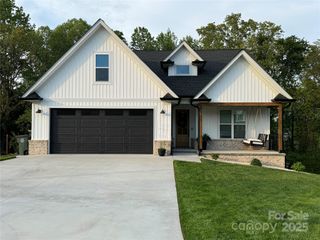 602 Kames Court NW, Conover, NC 28613
