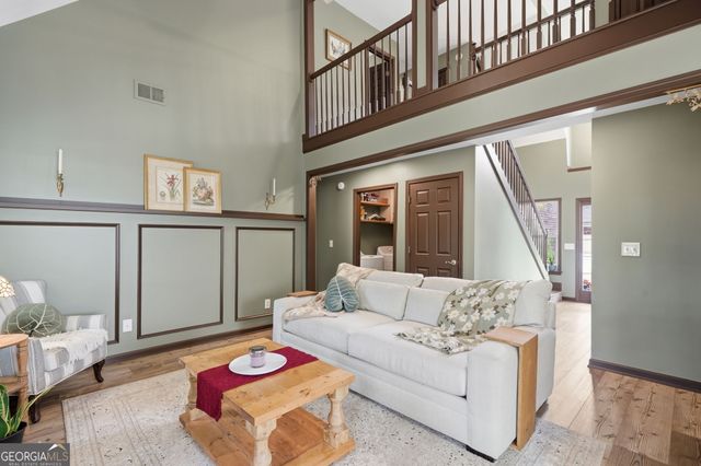 5080 Newpark Drive NW, Acworth, GA 30101