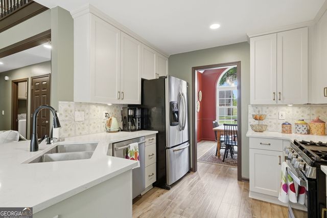 5080 Newpark Drive NW, Acworth, GA 30101