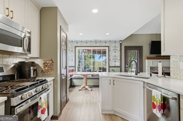 5080 Newpark Drive NW, Acworth, GA 30101