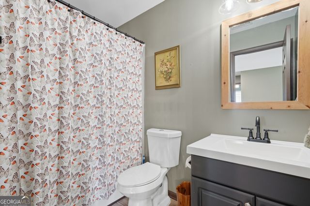 5080 Newpark Drive NW, Acworth, GA 30101