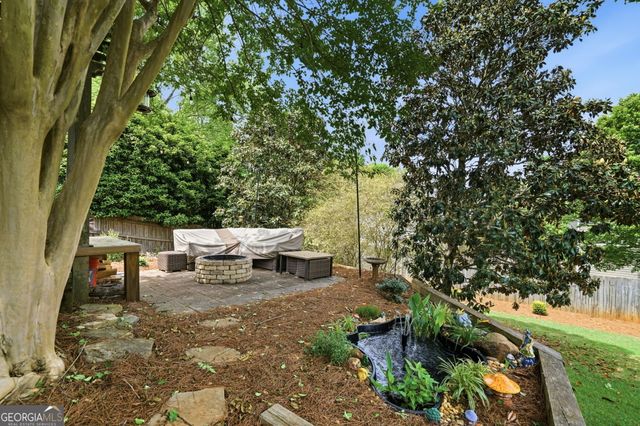 5080 Newpark Drive NW, Acworth, GA 30101