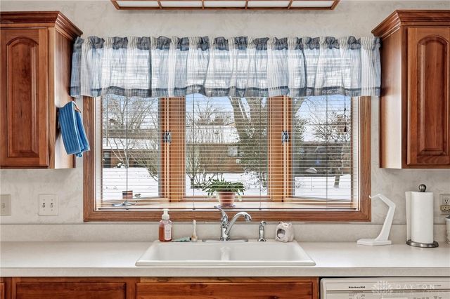 2409 E Rahn Road, Dayton, OH 45440