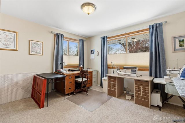 2409 E Rahn Road, Dayton, OH 45440