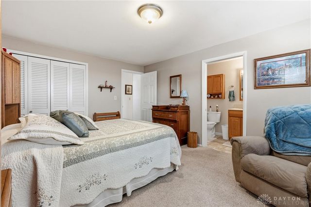 2409 E Rahn Road, Dayton, OH 45440