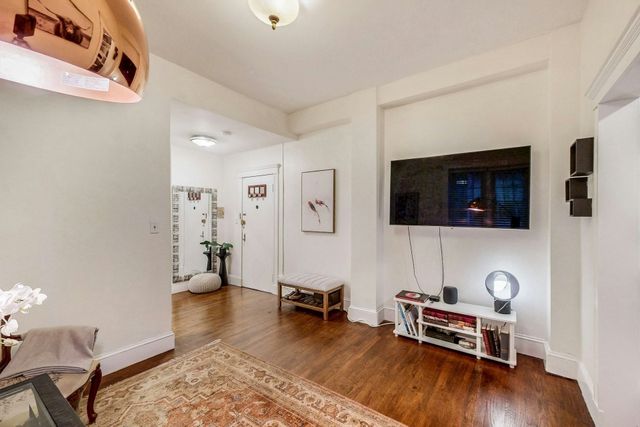 1999 Commonwealth Ave 1, Boston, MA 02135