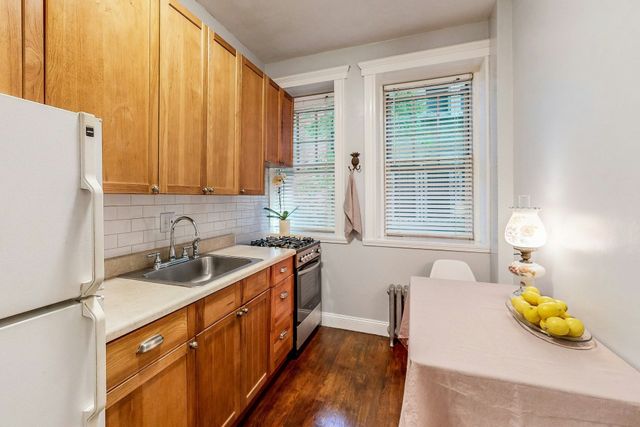 1999 Commonwealth Ave 1, Boston, MA 02135