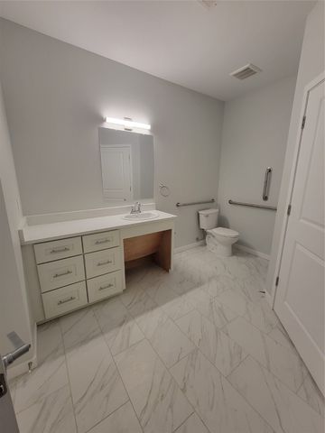 5905 Stagecoach Drive 3102, 3105, 3202, 3205, West Des Moines, IA 50266