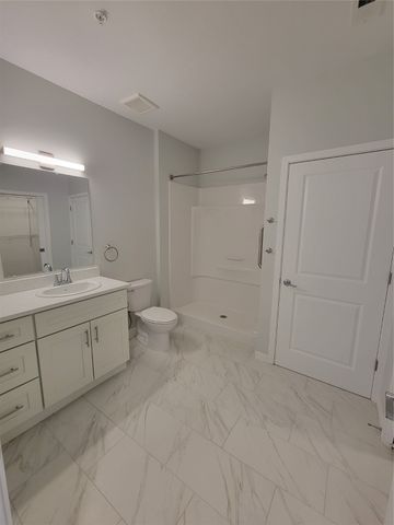 5905 Stagecoach Drive 3102, 3105, 3202, 3205, West Des Moines, IA 50266