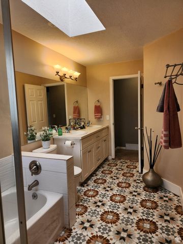 4821 S BITTER ROOT DR, Taylorsville, UT 84129