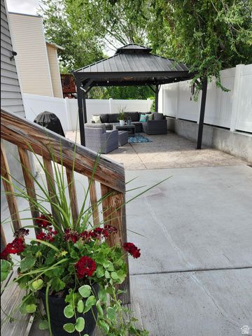 4821 S BITTER ROOT DR, Taylorsville, UT 84129