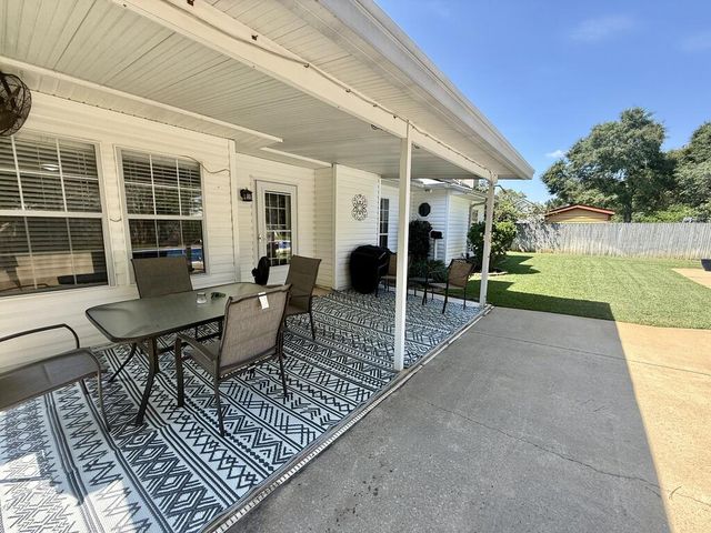 113 Belton Dr, Dothan, AL 36305