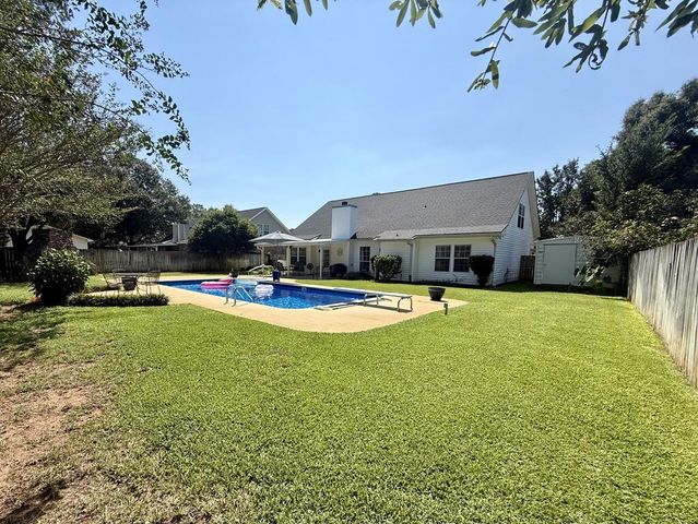 113 Belton Dr, Dothan, AL 36305