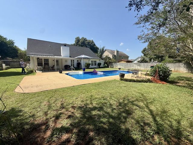 113 Belton Dr, Dothan, AL 36305