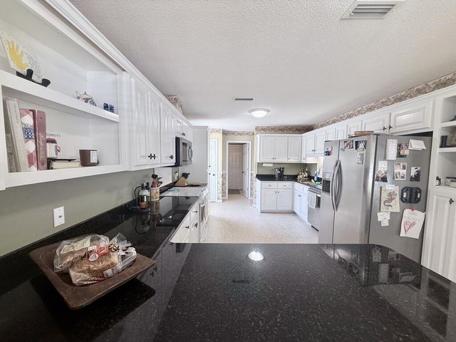 113 Belton Dr, Dothan, AL 36305