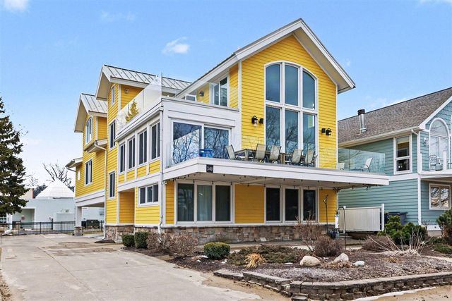 340 Lake Street, Saint Joseph, MI 49085