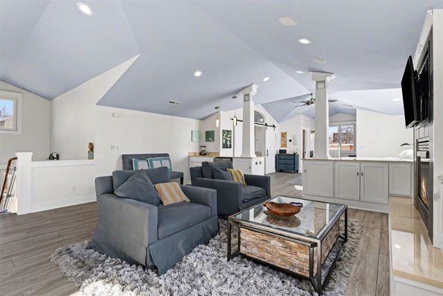 340 Lake Street, Saint Joseph, MI 49085