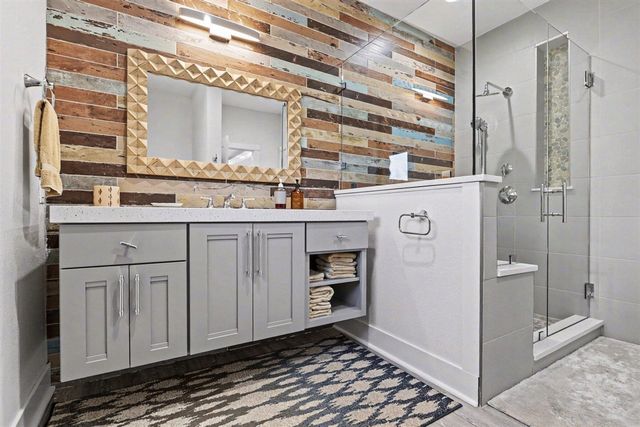 340 Lake Street, Saint Joseph, MI 49085