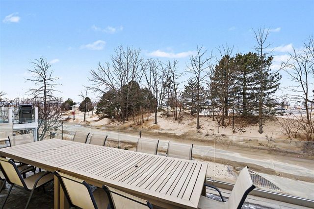 340 Lake Street, Saint Joseph, MI 49085