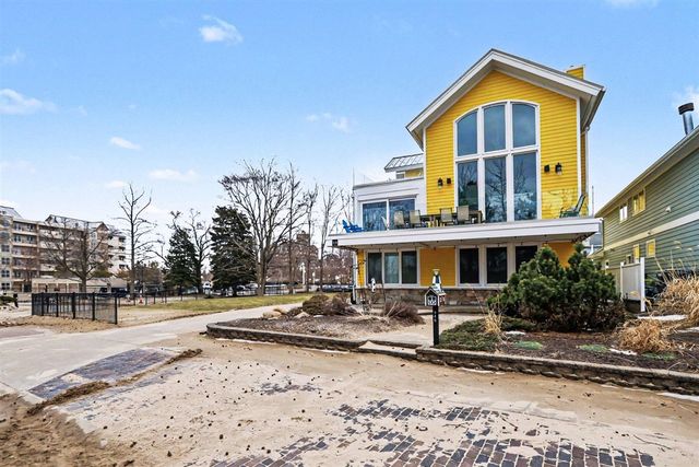 340 Lake Street, Saint Joseph, MI 49085