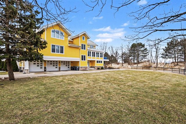 340 Lake Street, Saint Joseph, MI 49085