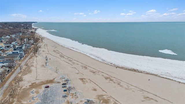 340 Lake Street, Saint Joseph, MI 49085