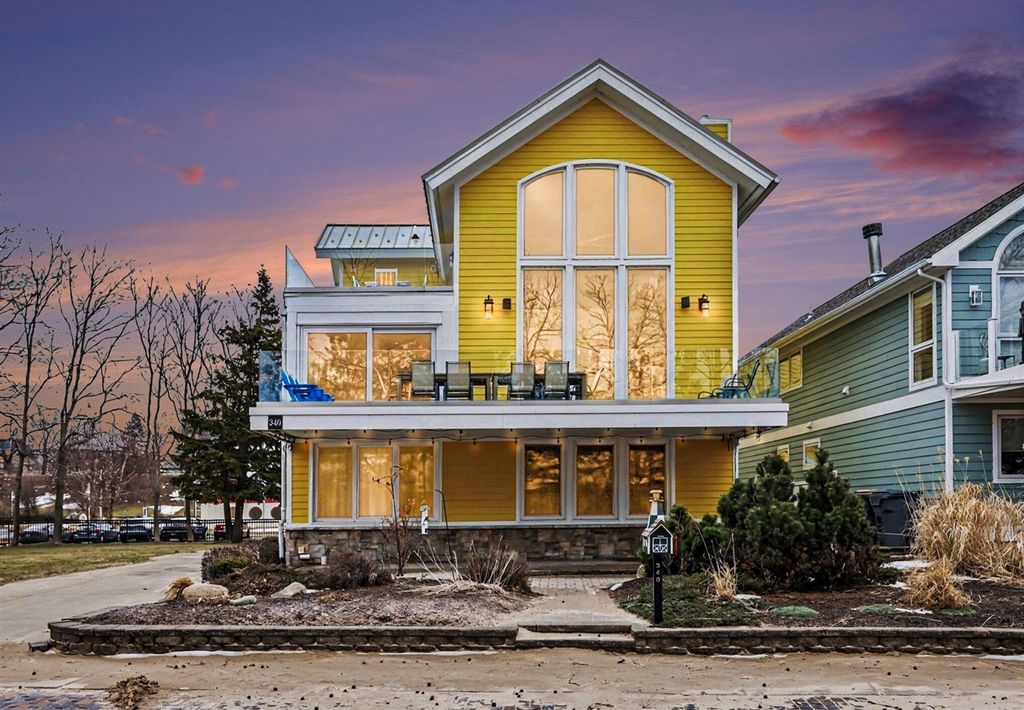 340 Lake Street, Saint Joseph, MI 49085