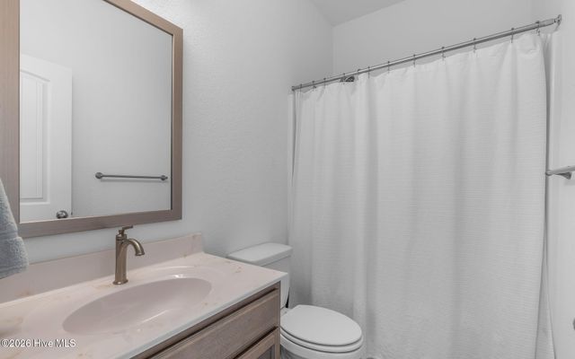 304 Ryker Road E, Moyock, NC 27958