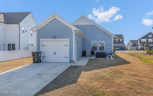 304 Ryker Road E, Moyock, NC 27958