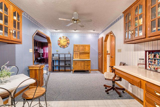 5520 Monroe Avenue, Evansville, IN 47715