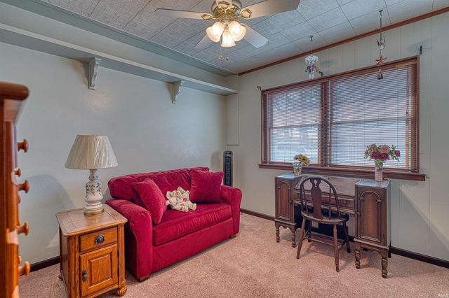 5520 Monroe Avenue, Evansville, IN 47715