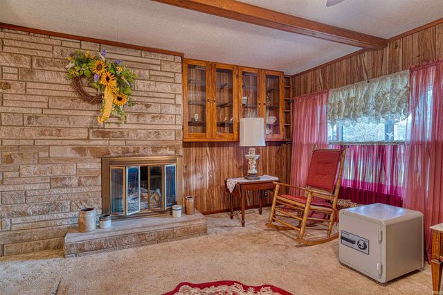 5520 Monroe Avenue, Evansville, IN 47715