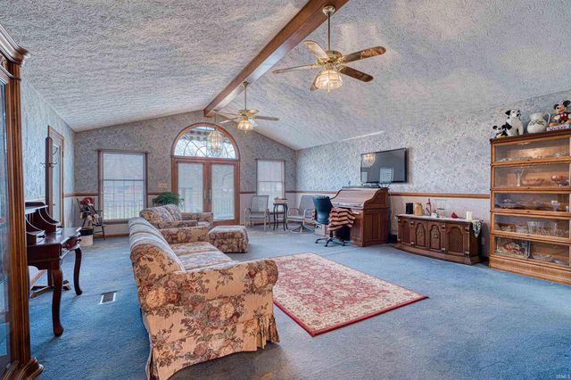 5520 Monroe Avenue, Evansville, IN 47715