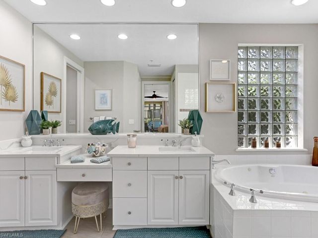 2847 Tiburon BLVD E 8-101, Naples, FL 34109