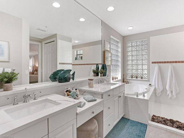 2847 Tiburon BLVD E 8-101, Naples, FL 34109