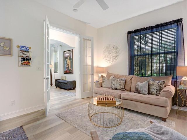 2847 Tiburon BLVD E 8-101, Naples, FL 34109