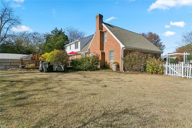 7746 Farmwood RD, Gloucester Point, VA 23062